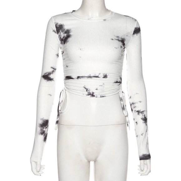 ❌SOLD OUT❌ COOL BABE TIE DYE DRAWSTRING CROP TOP - Picture 3 of 6